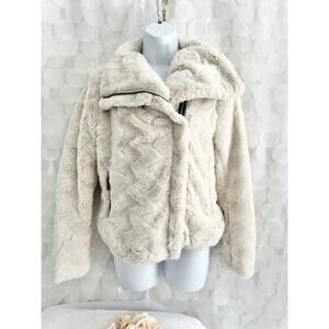 Montana Co Womens Small Faux Fur Moto Jacket Cream PLUSH Zipper *worn Once*